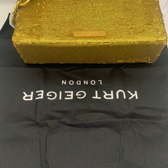 KURT GEIGER LONDON KENSINGTON SEQUINS CROSSBODY - Picture 15 of 16